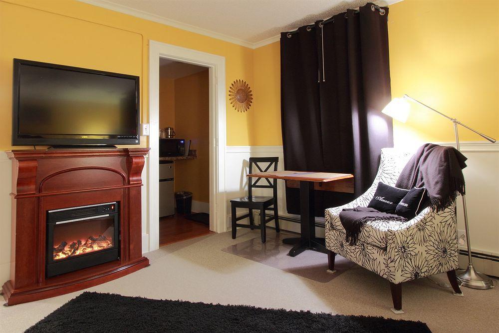 Hotel Dushore מראה חיצוני תמונה