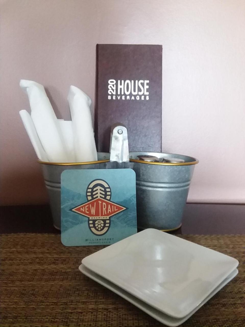 Hotel Dushore מראה חיצוני תמונה